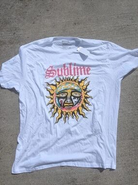 Sublime Sun Face Graphic Tee Graphic Tee in White Size 3X NWT